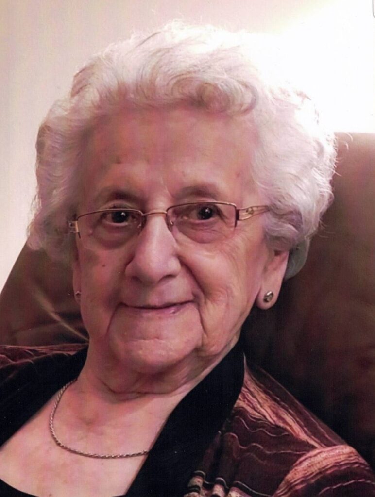 Angélina Landry crop