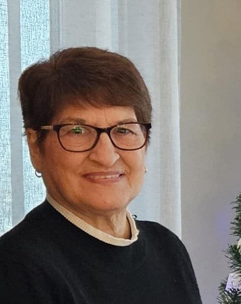 Eva Plourde